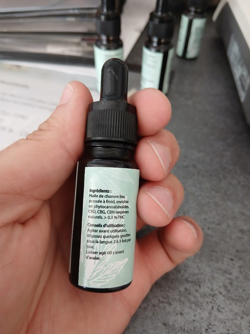 Huile de chanvre bio CBD C'est Bien d'Etre : photo 3 sur 3 du produit rappelé le 29/09/2026