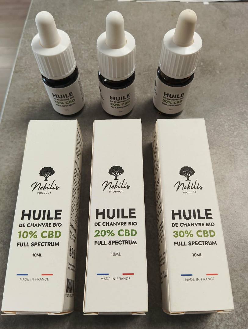 Huiles CBD 10ml full spectre 0,3%THC nobilis : photo du produit rappelé le 10/09/2026