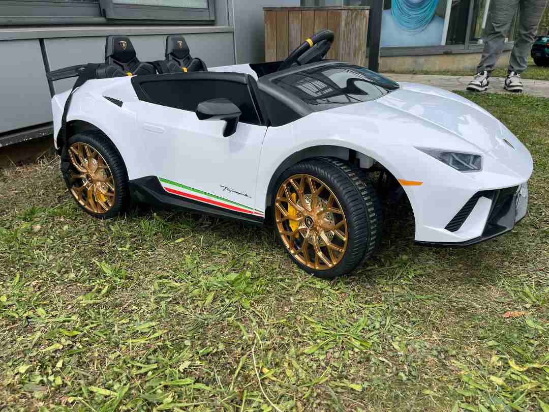 Lamborghini huracan performante spyder : photo 3 sur 5 du produit rappelé le 10/08/2026