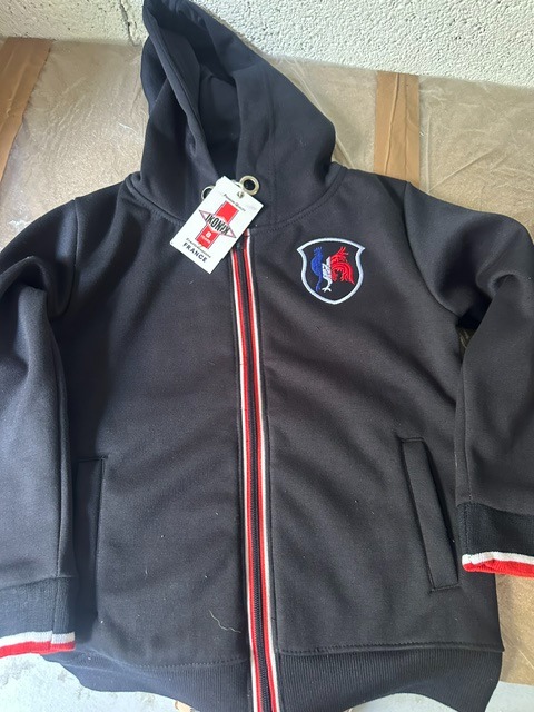 Sweat shirt capuche enfant du 8 au 14 ans Ikonik : photo 2 sur 2 du produit rappelé le 04/08/2026